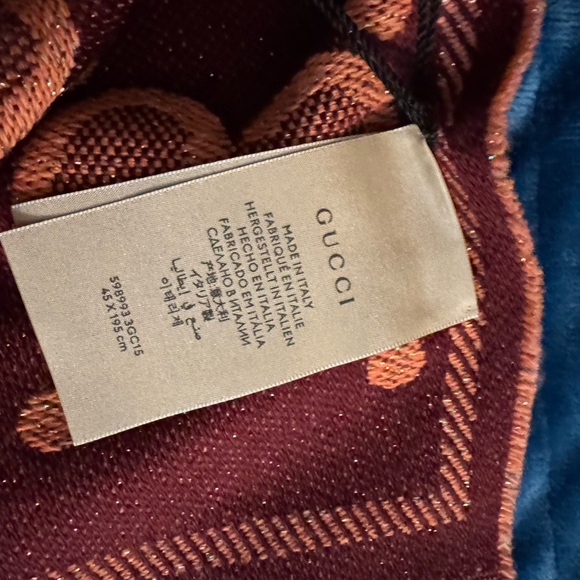 Gucci metallic pink and Burgundy Scarf - Picture 5 of 7